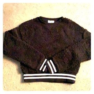 Crop top sweater
